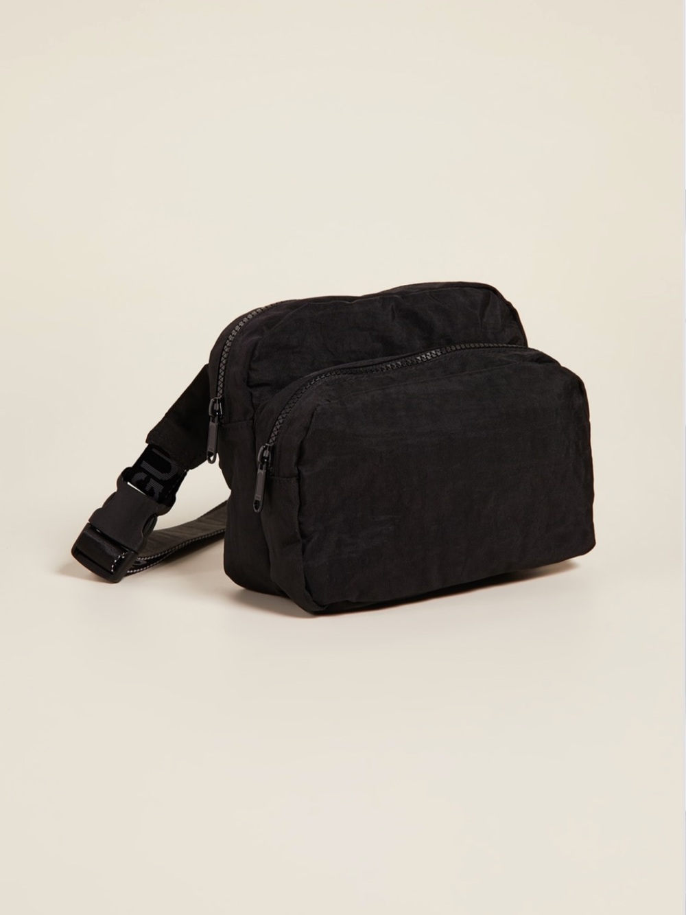 Baggu Fanny pack in black